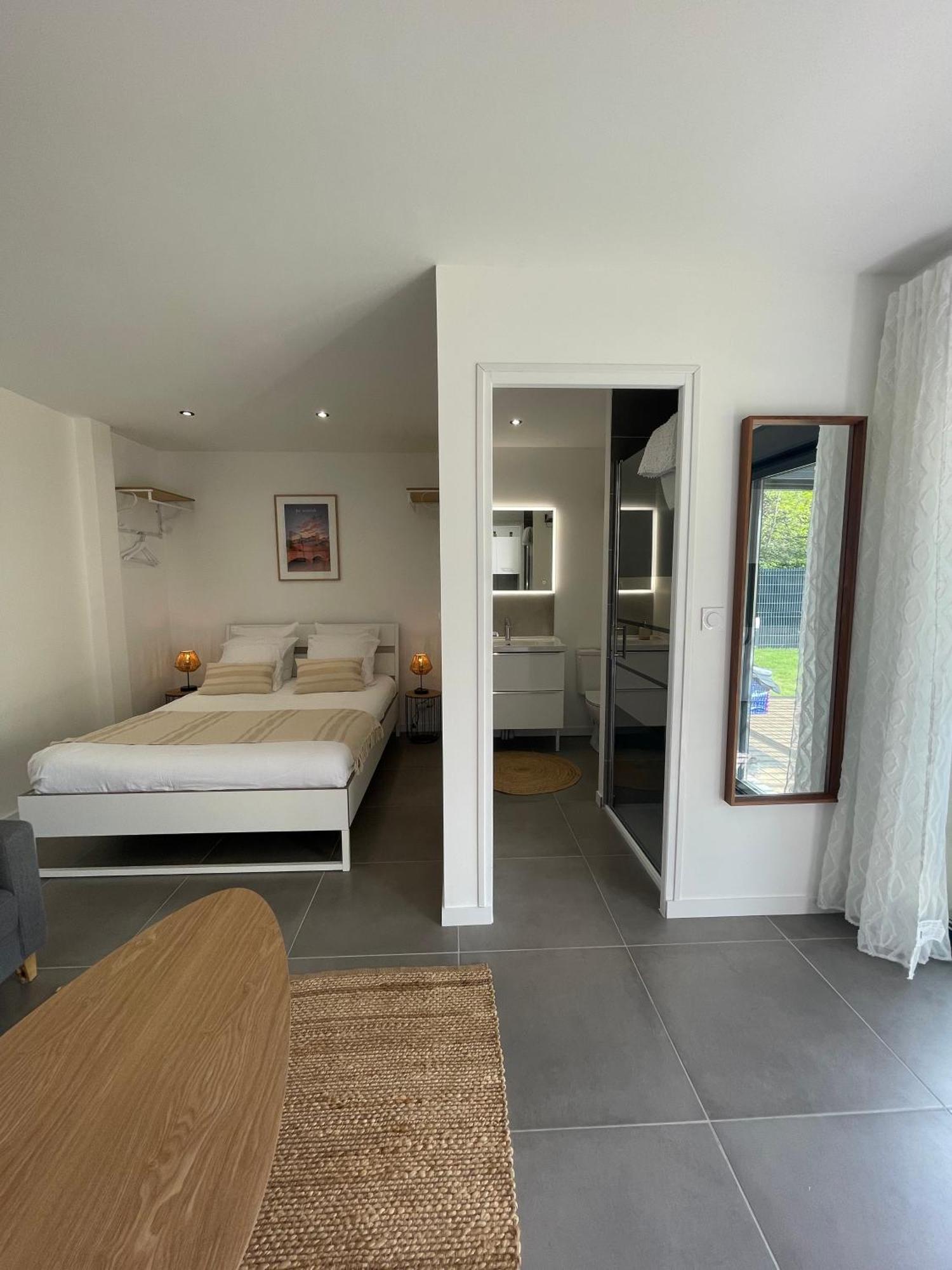 Le Beau Du Bord De L'eau Apartment